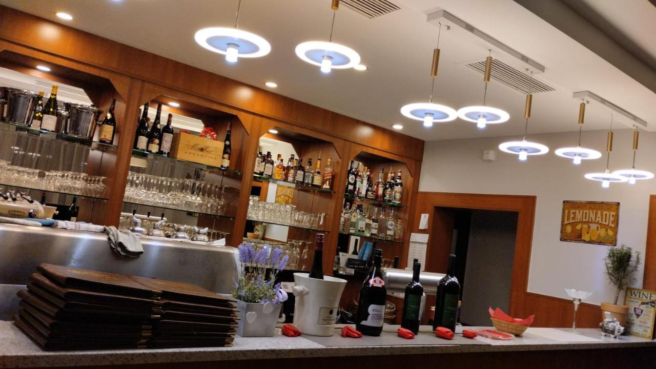 Goldlinde Parkhotel Bodenwerder Eksteriør billede