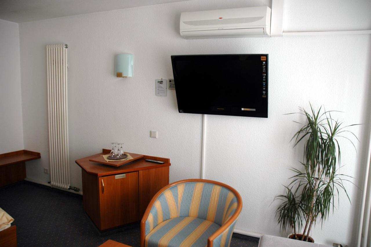 Goldlinde Parkhotel Bodenwerder Eksteriør billede